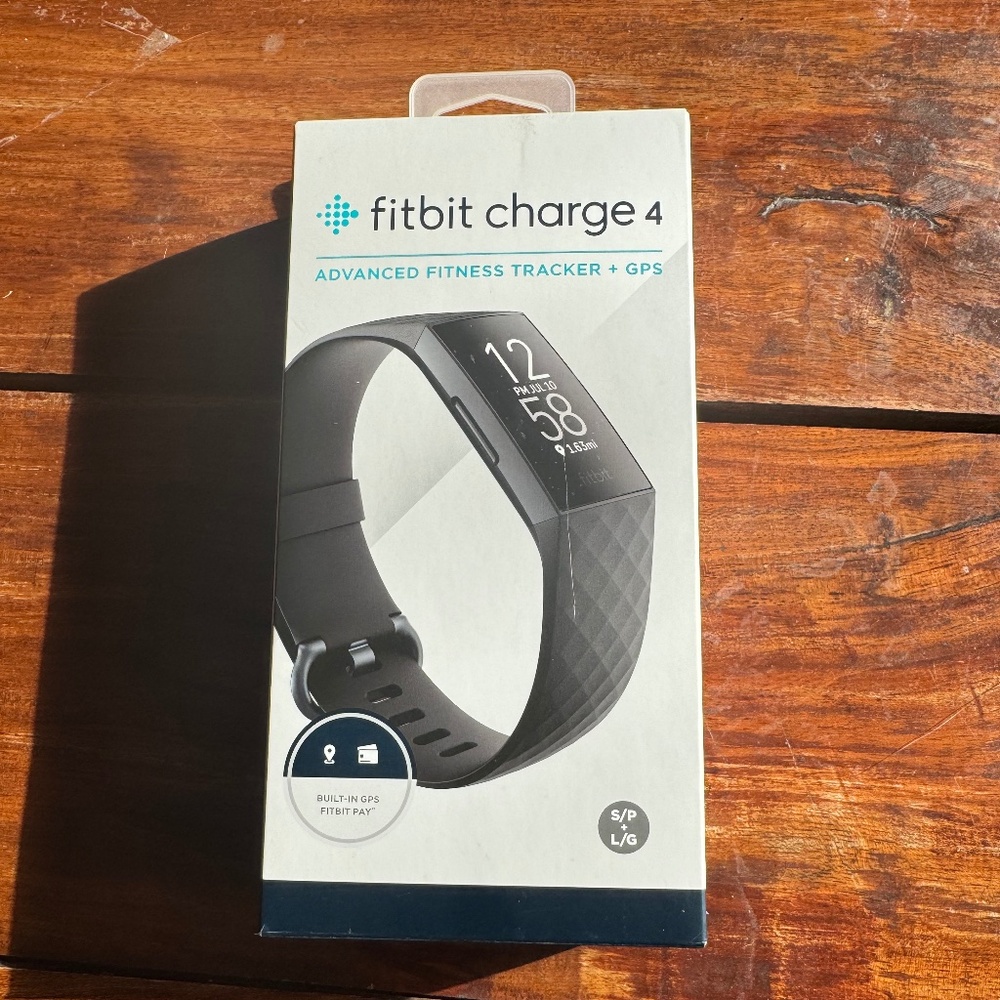 Fitbit Charge 4 Advanced Fitness Tracker + GPS - NIB